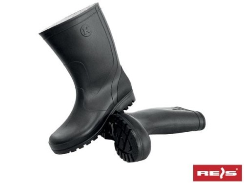 BUTY Z PCV