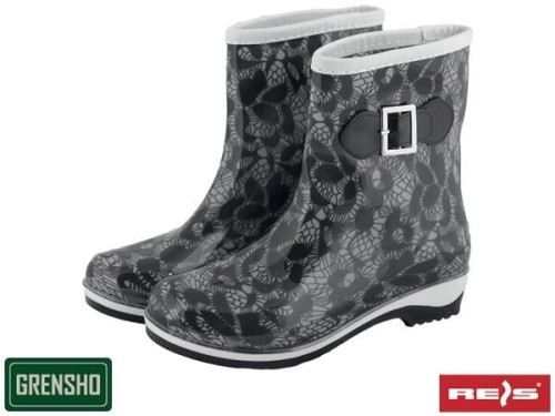 BUTY Z PCV